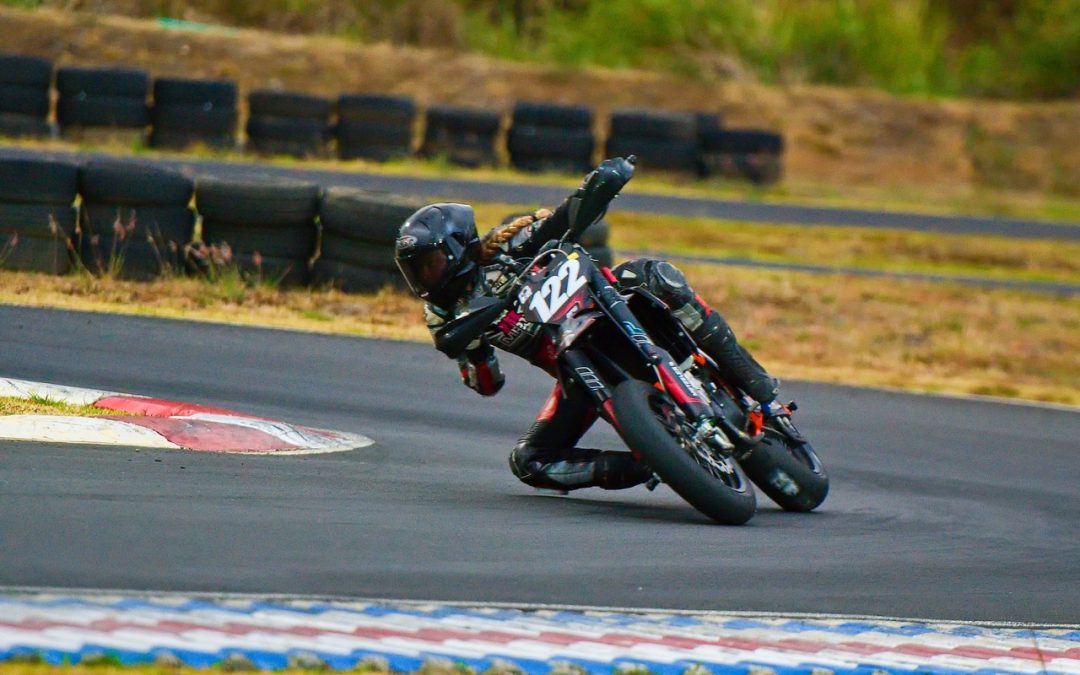 Niña de 15 años vence en la primera fecha de AMA SuperBike