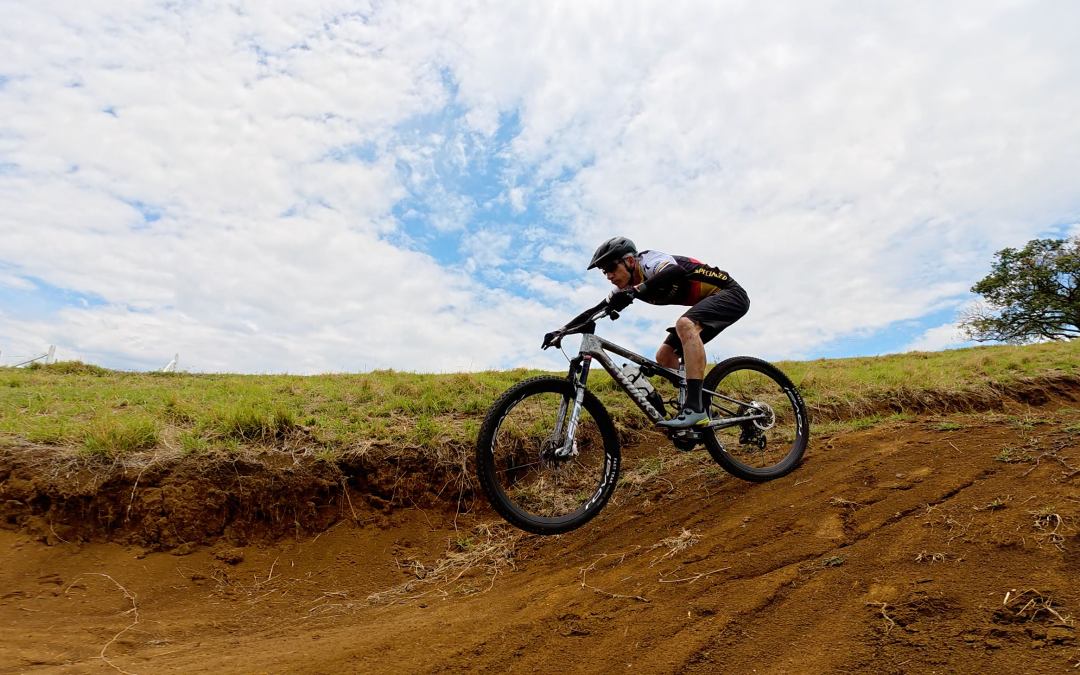 Leyenda del MTB Ned Overend visita Costa Rica para presentar nueva Epic 9