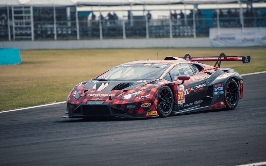 Gustavo Ortega conquista México ante más de 25 mil aficionados en el GT Challenge de las Américas